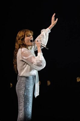 Florence Welch's Glastonbury Surprise! A Triumphant Return & An Unforgettable Collaboration